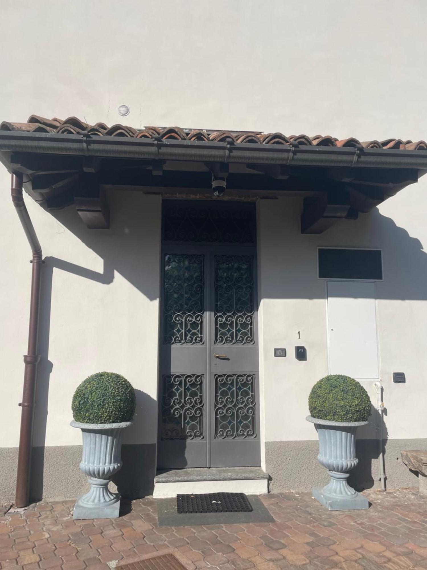 Villa Simona Malpensa Галарате Екстериор снимка