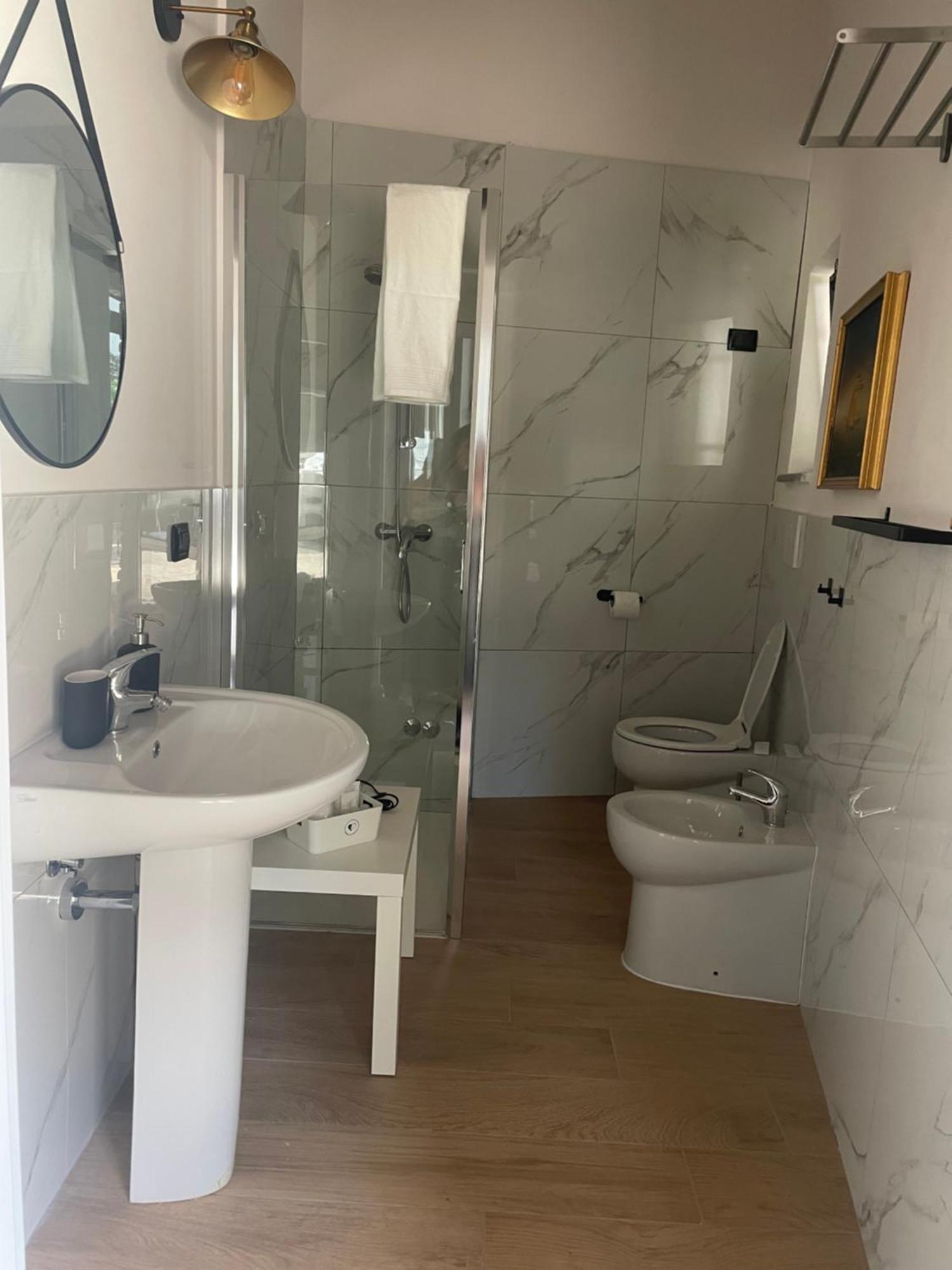 Villa Simona Malpensa Галарате Екстериор снимка