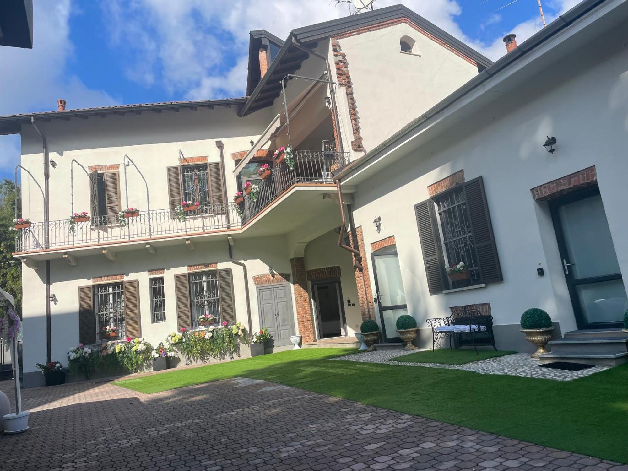 Villa Simona Malpensa Галарате Екстериор снимка